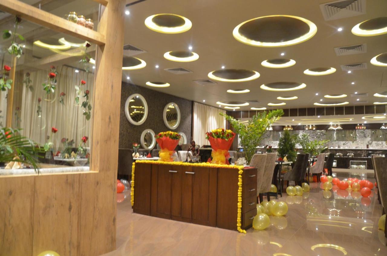 ג'אבלפור Hotel Prince Viraj מראה חיצוני תמונה