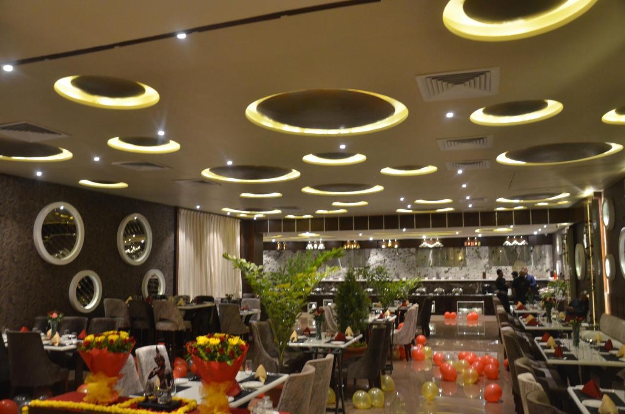 ג'אבלפור Hotel Prince Viraj מראה חיצוני תמונה