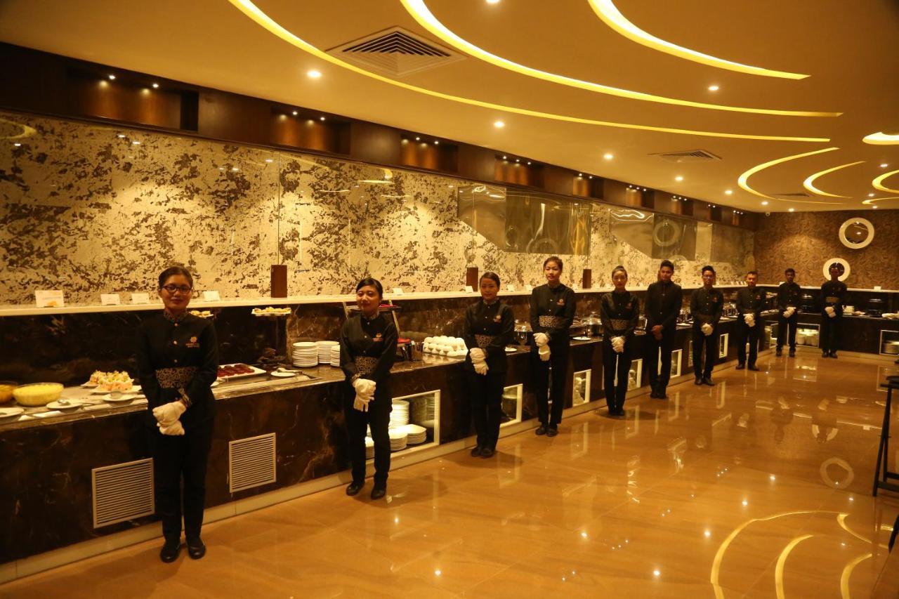 ג'אבלפור Hotel Prince Viraj מראה חיצוני תמונה