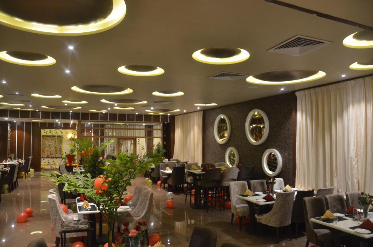 ג'אבלפור Hotel Prince Viraj מראה חיצוני תמונה